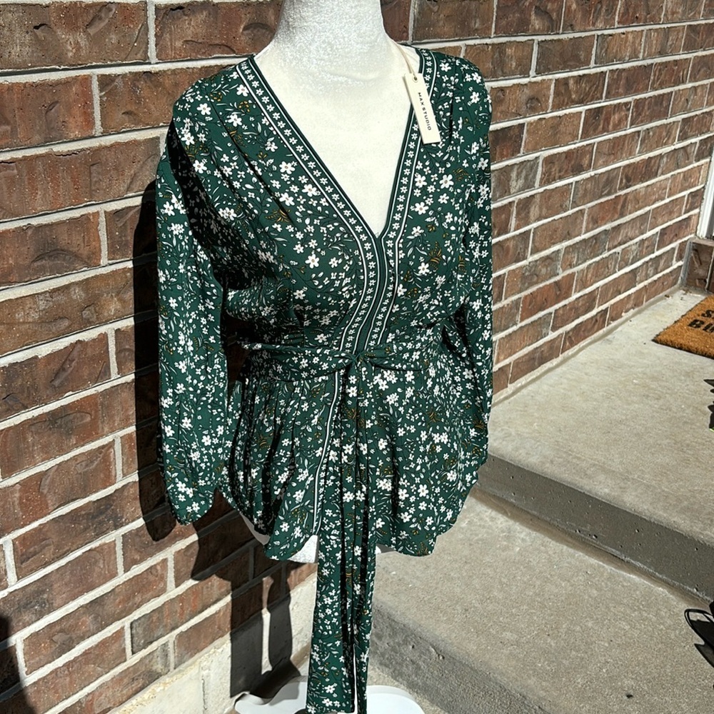NWT Max Studio Floral Blouse